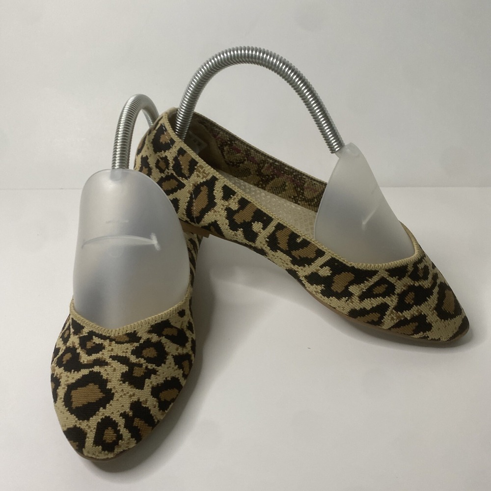 Skechers Cheetah Print Knit Flats Air Cooled Memory Foam Size 7 - EXCELLENT!